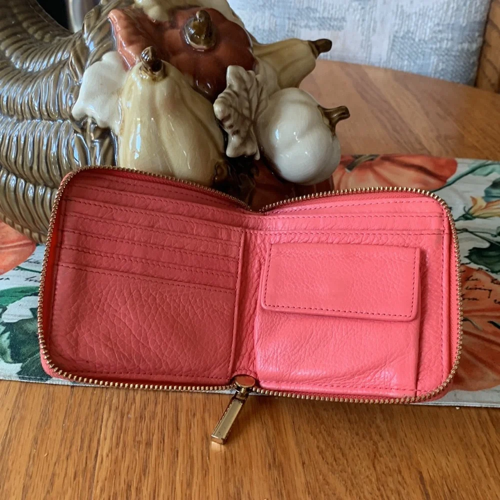 Tory Burch Leather Zip Around Wallet